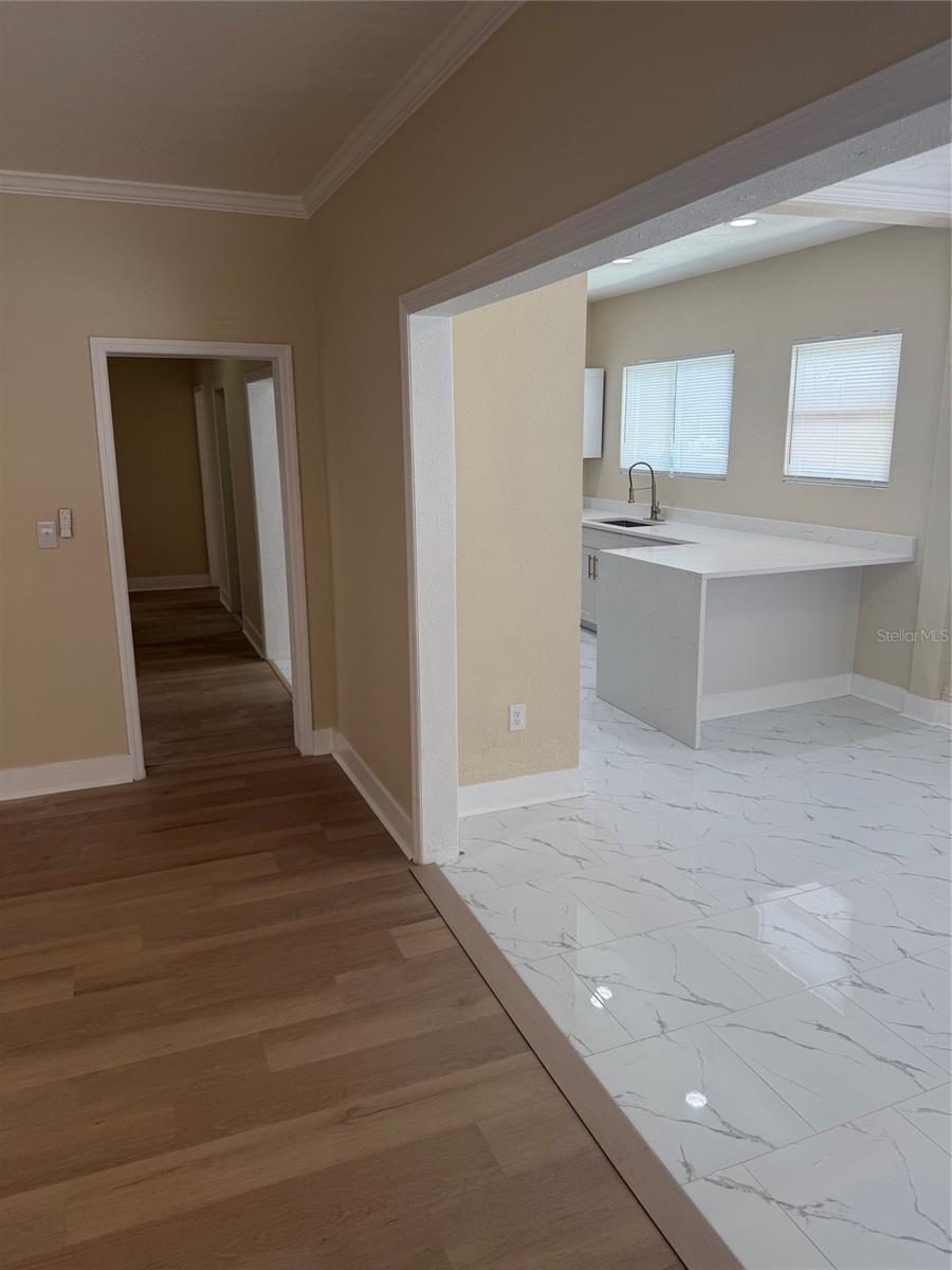 650 30th, St Petersburg, FL 33705