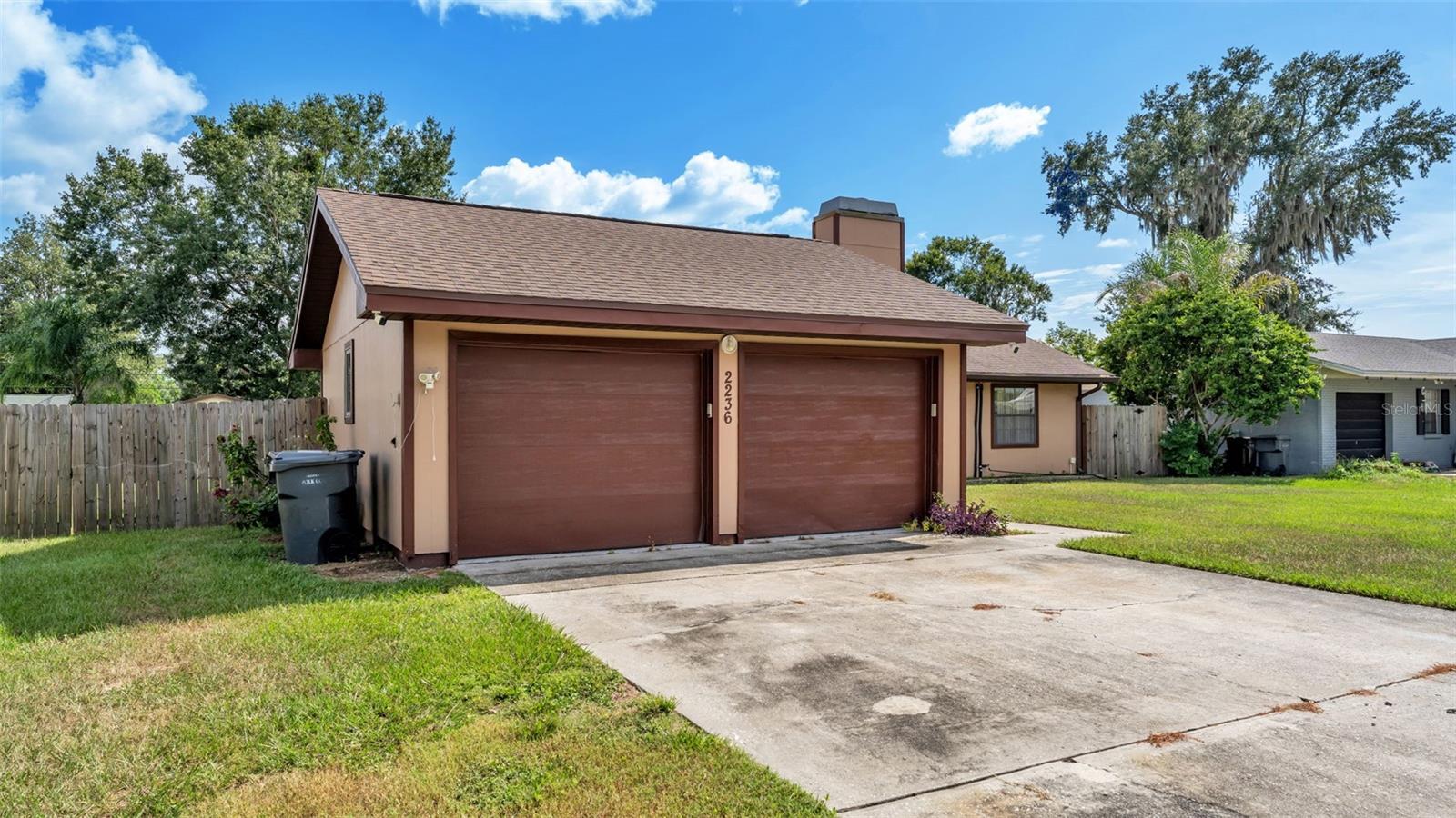 2236 Country, Lakeland, FL 33811
