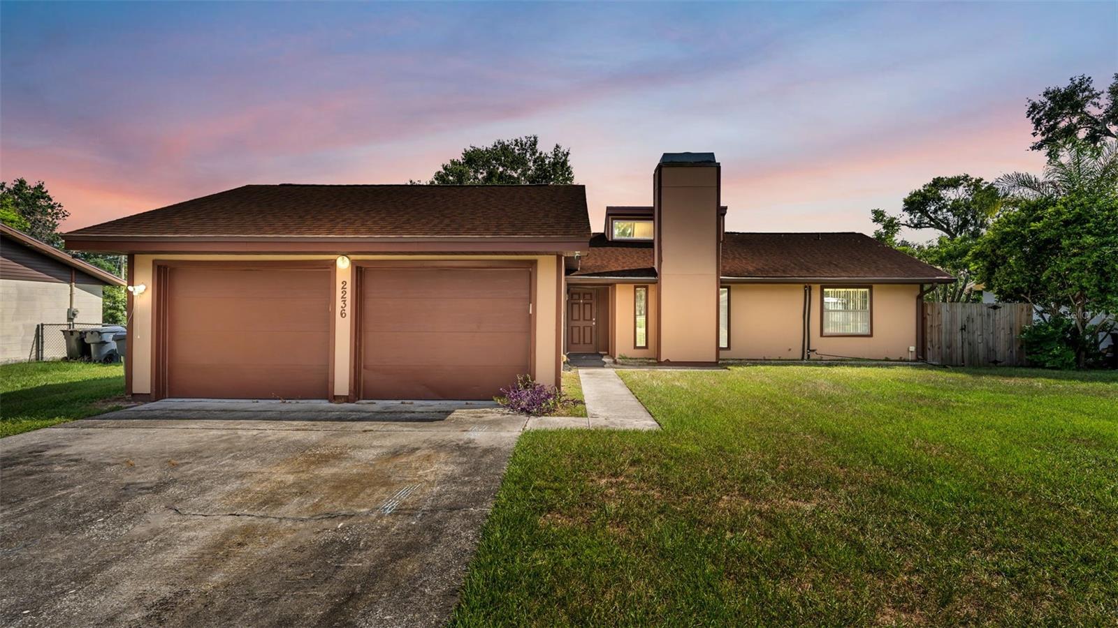 2236 Country, Lakeland, FL 33811