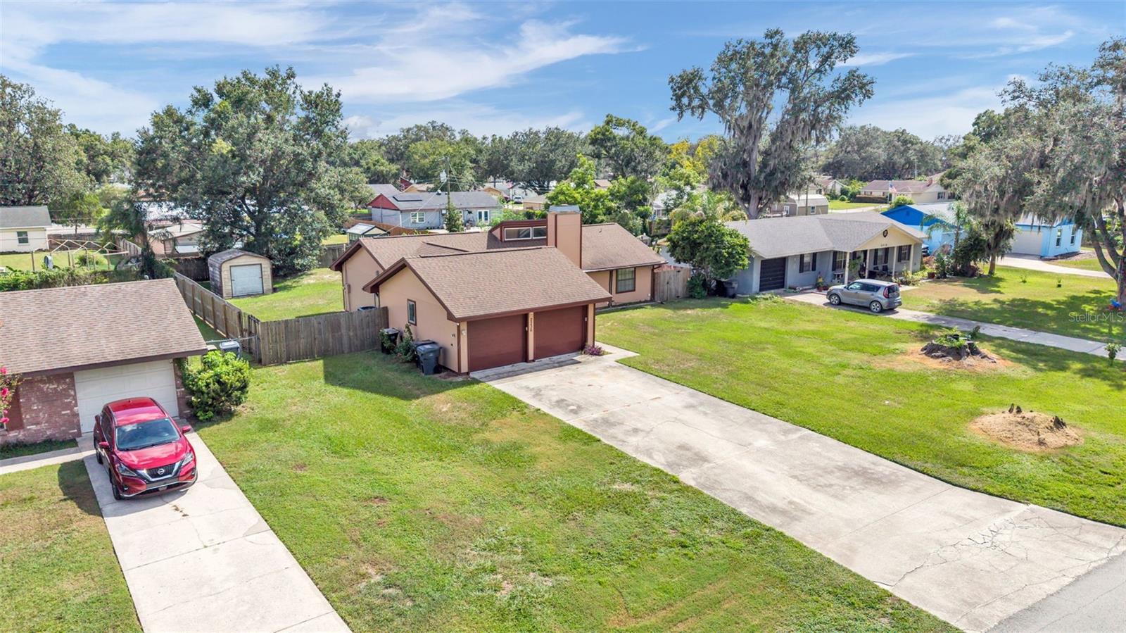 2236 Country, Lakeland, FL 33811