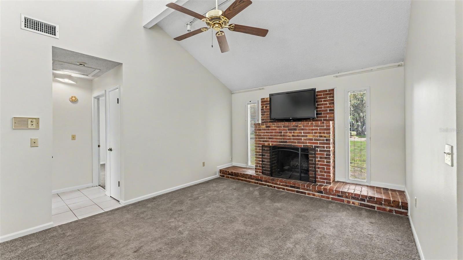 2236 Country, Lakeland, FL 33811