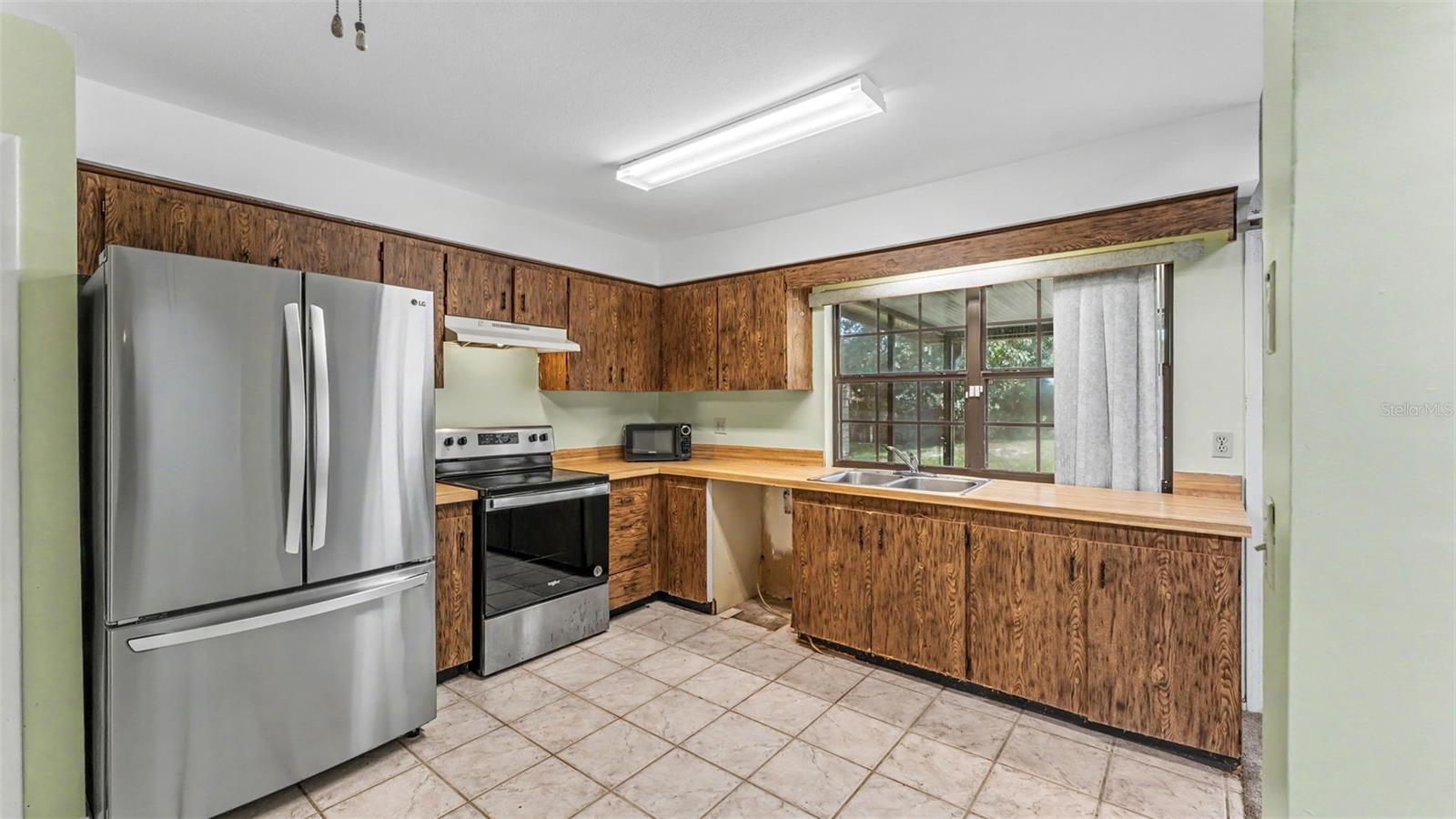 2236 Country, Lakeland, FL 33811