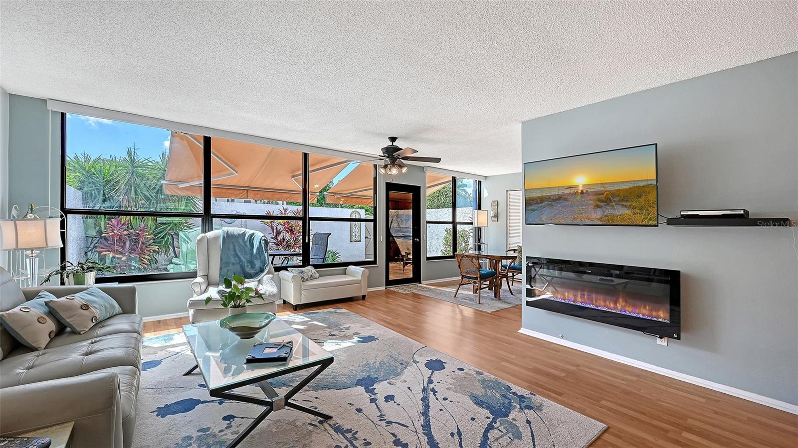666 Woodlawn Unit 666, Bradenton, FL 34210