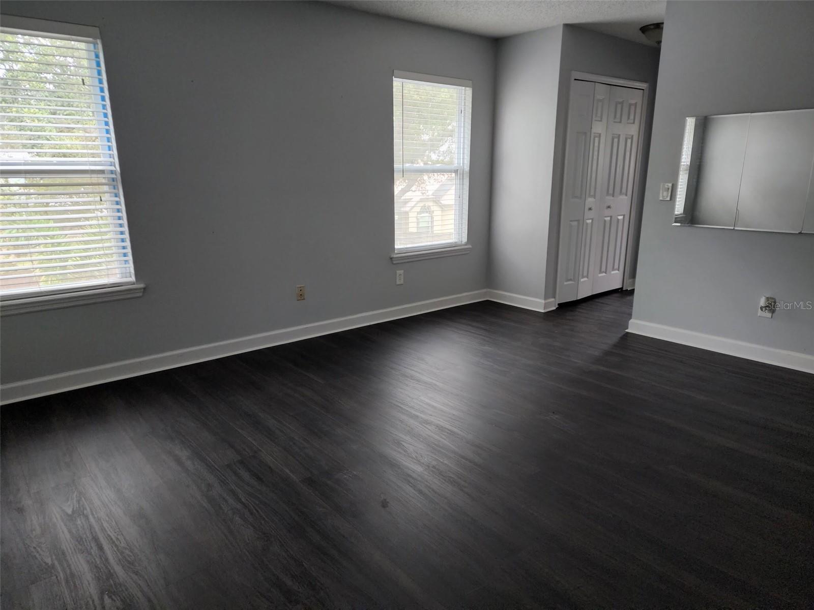 8070 Village Green, Orlando, FL 32818