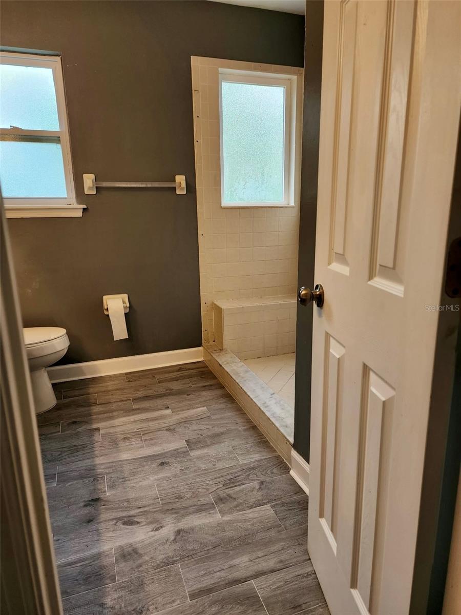 8070 Village Green, Orlando, FL 32818