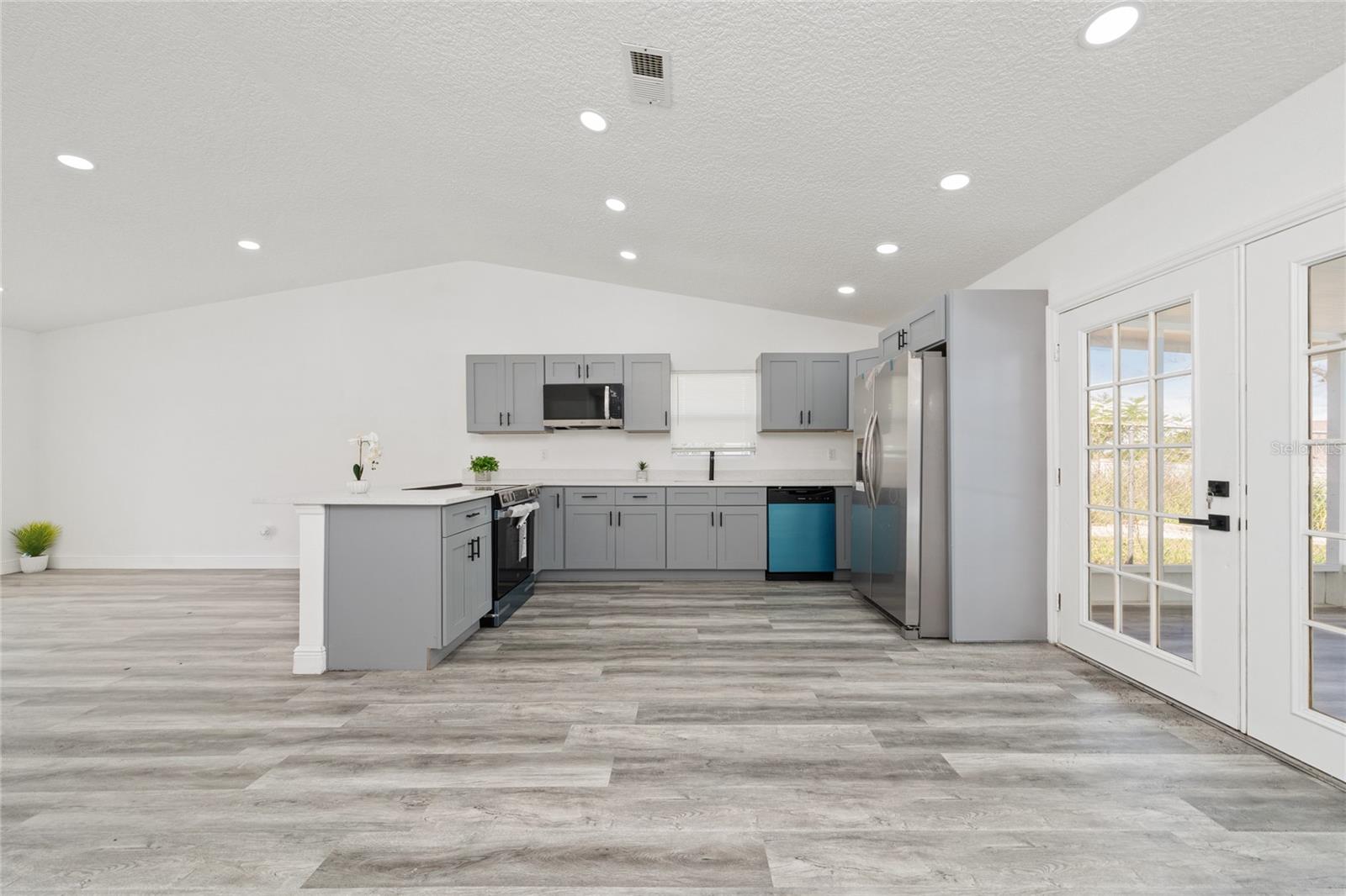 276 18th, Winter Haven, FL 33881