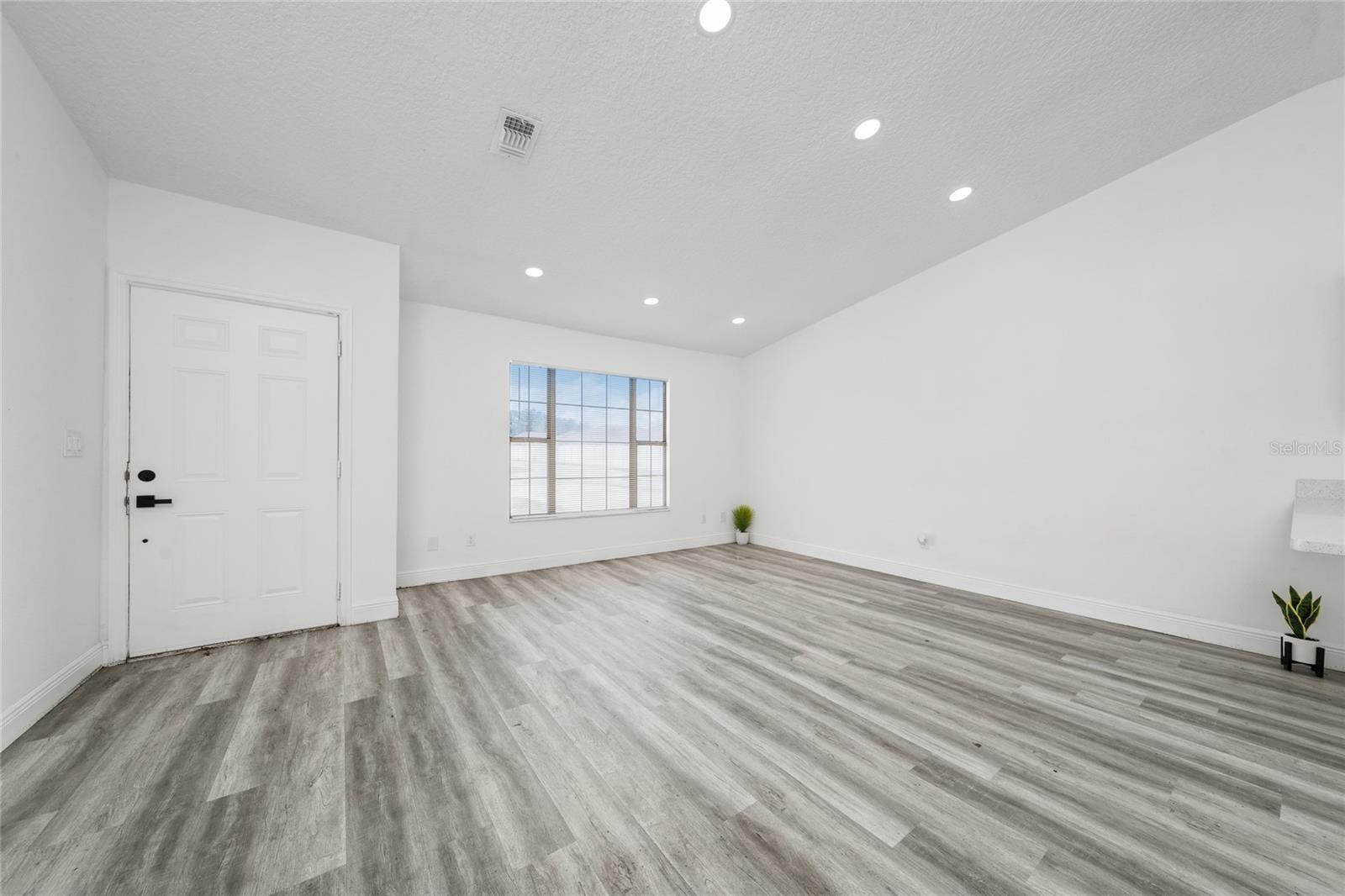 276 18th, Winter Haven, FL 33881
