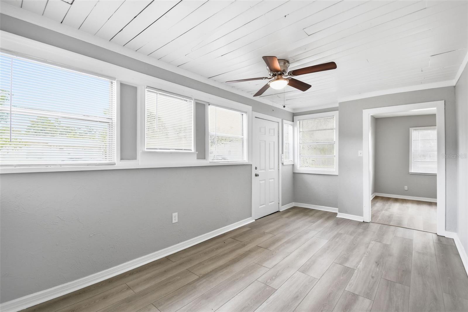 1743 30th, St Petersburg, FL 33712