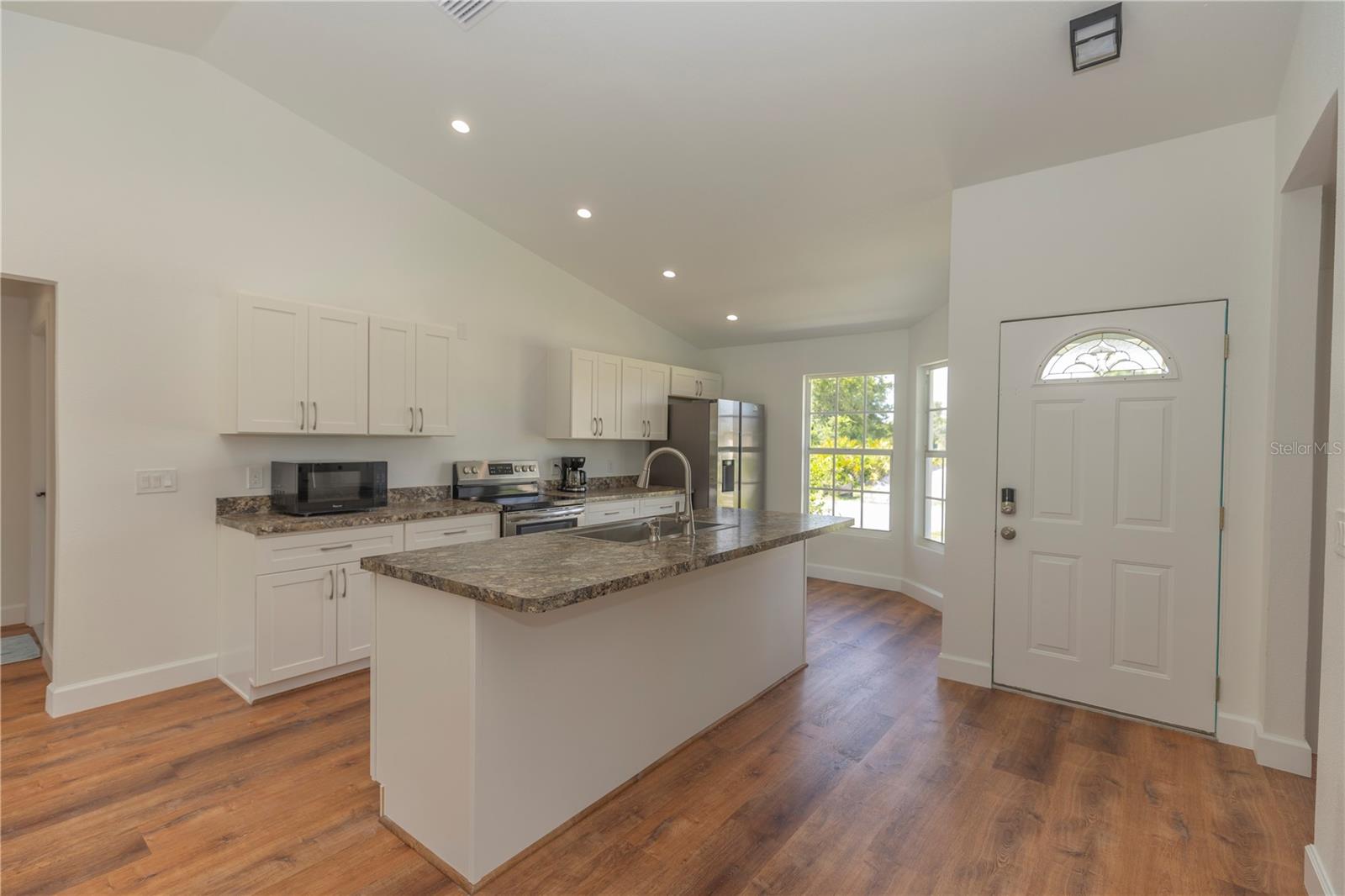 10453 Greenway, Englewood, FL 34224