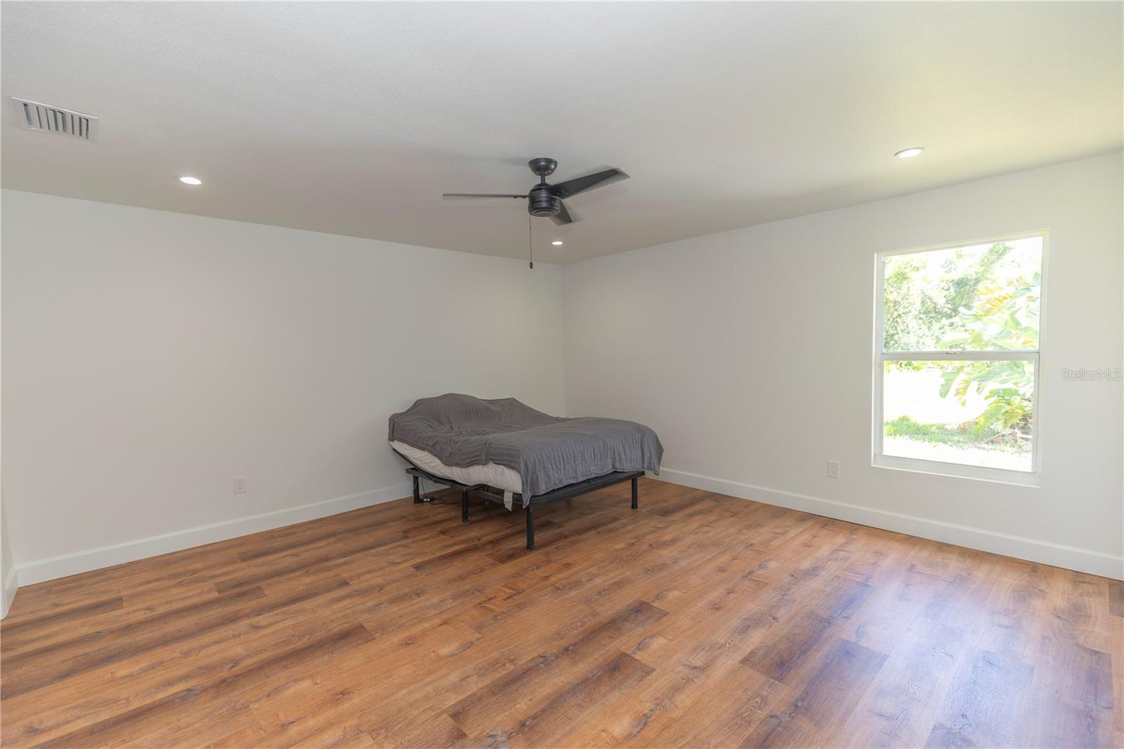 10453 Greenway, Englewood, FL 34224