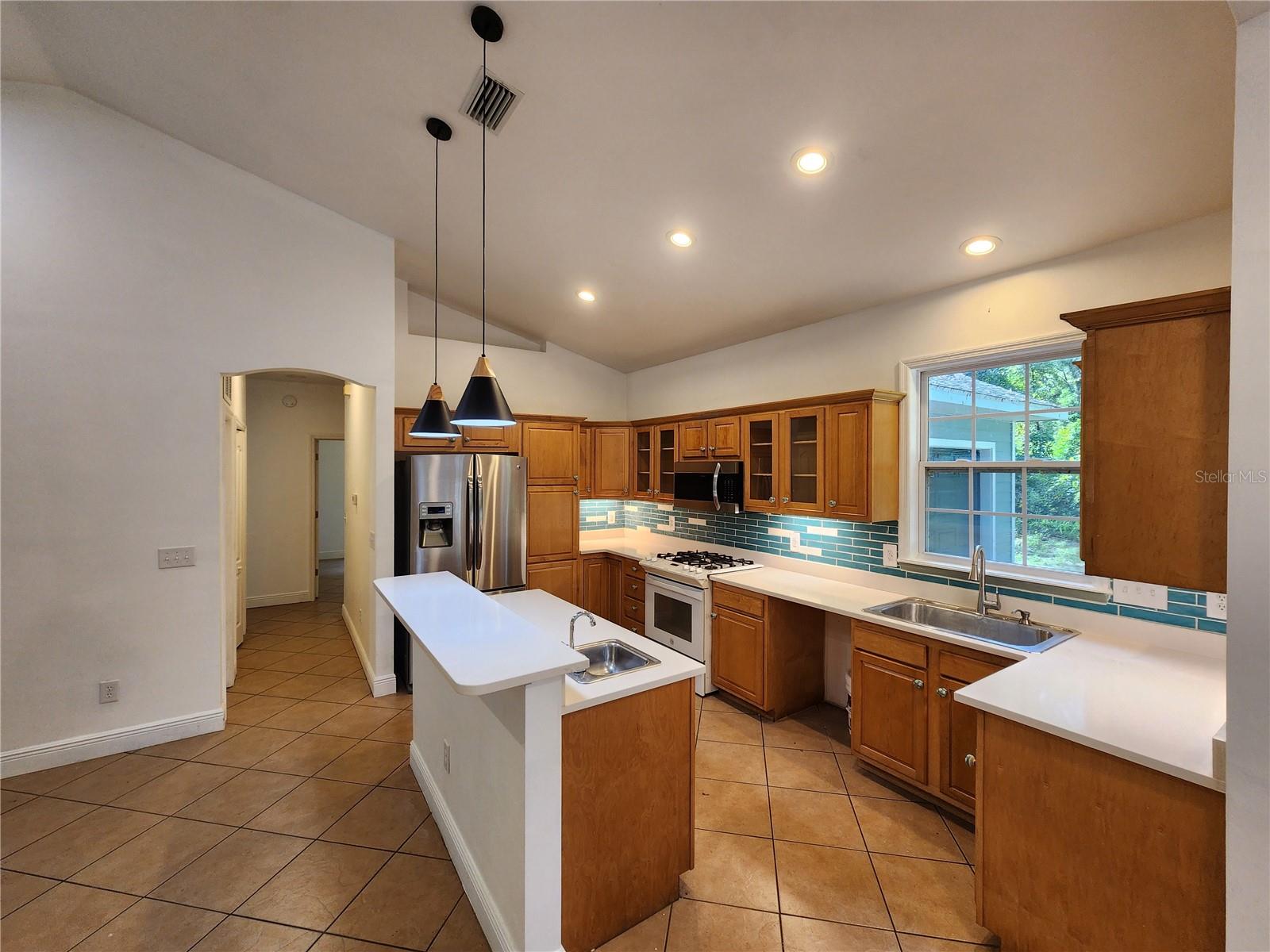 8909 2nd Street, Trenton, FL 32693