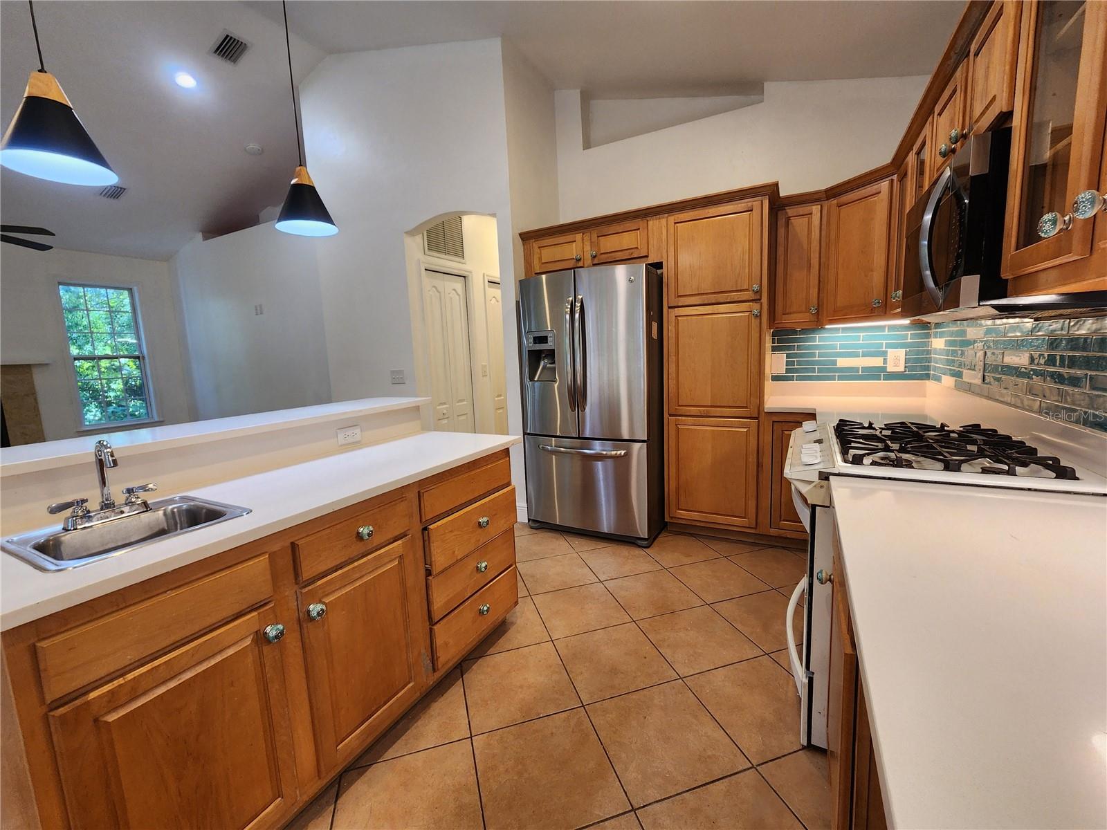 8909 2nd Street, Trenton, FL 32693