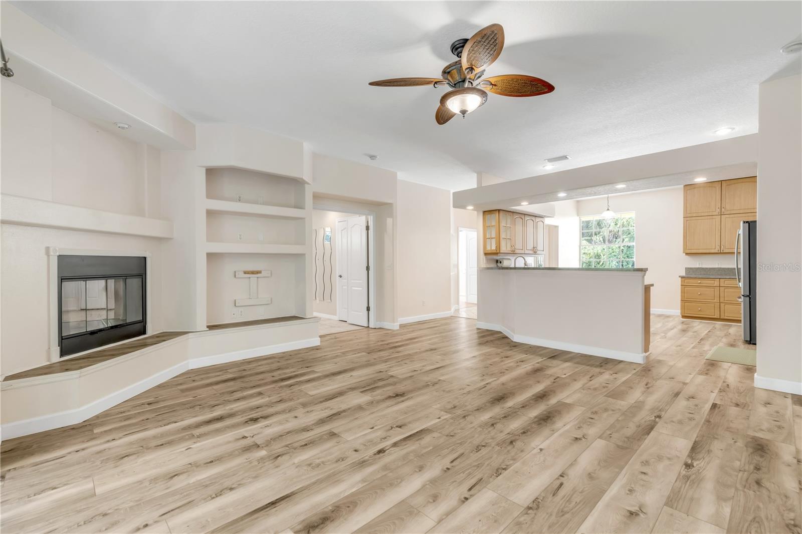 830 Duss, New Smyrna Beach, FL 32168