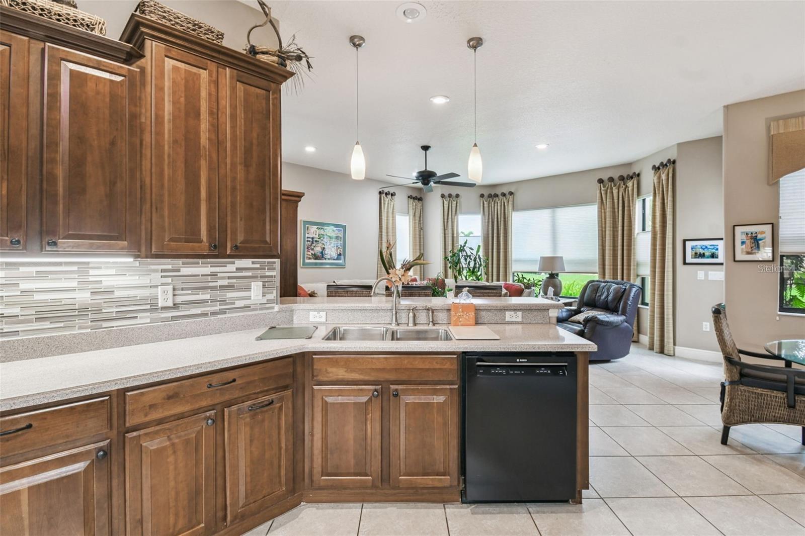 861 Bella Viana, Kissimmee, FL 34759