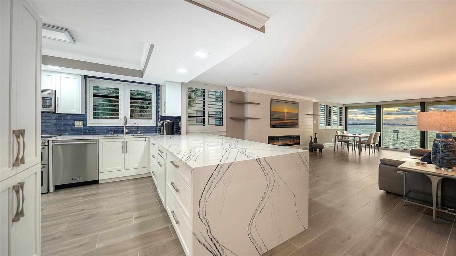 101 Sunset Unit 103, Sarasota, FL 34236