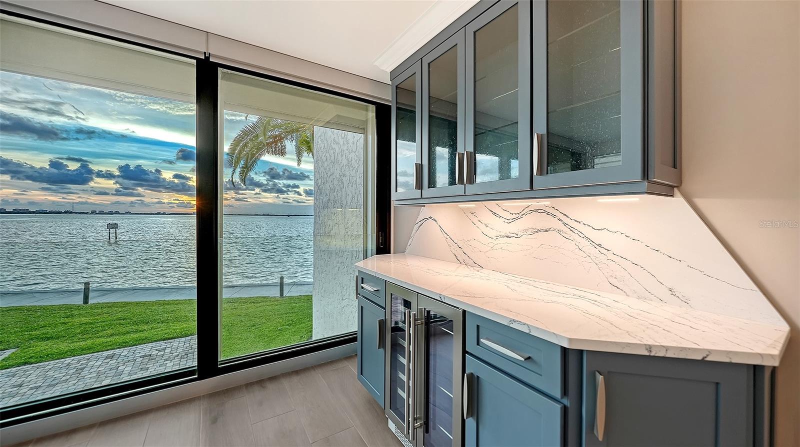 101 Sunset Unit 103, Sarasota, FL 34236