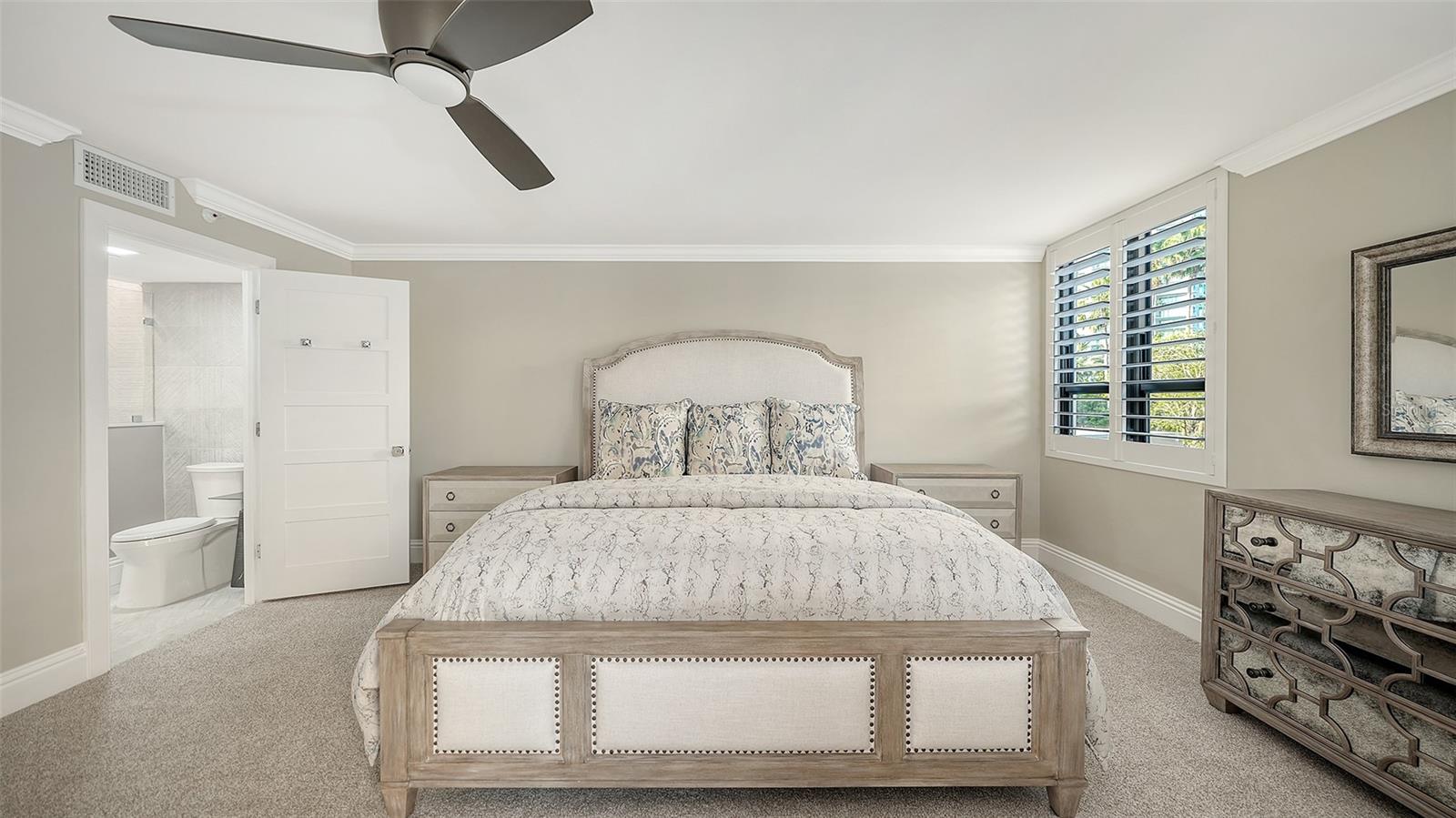 101 Sunset Unit 103, Sarasota, FL 34236
