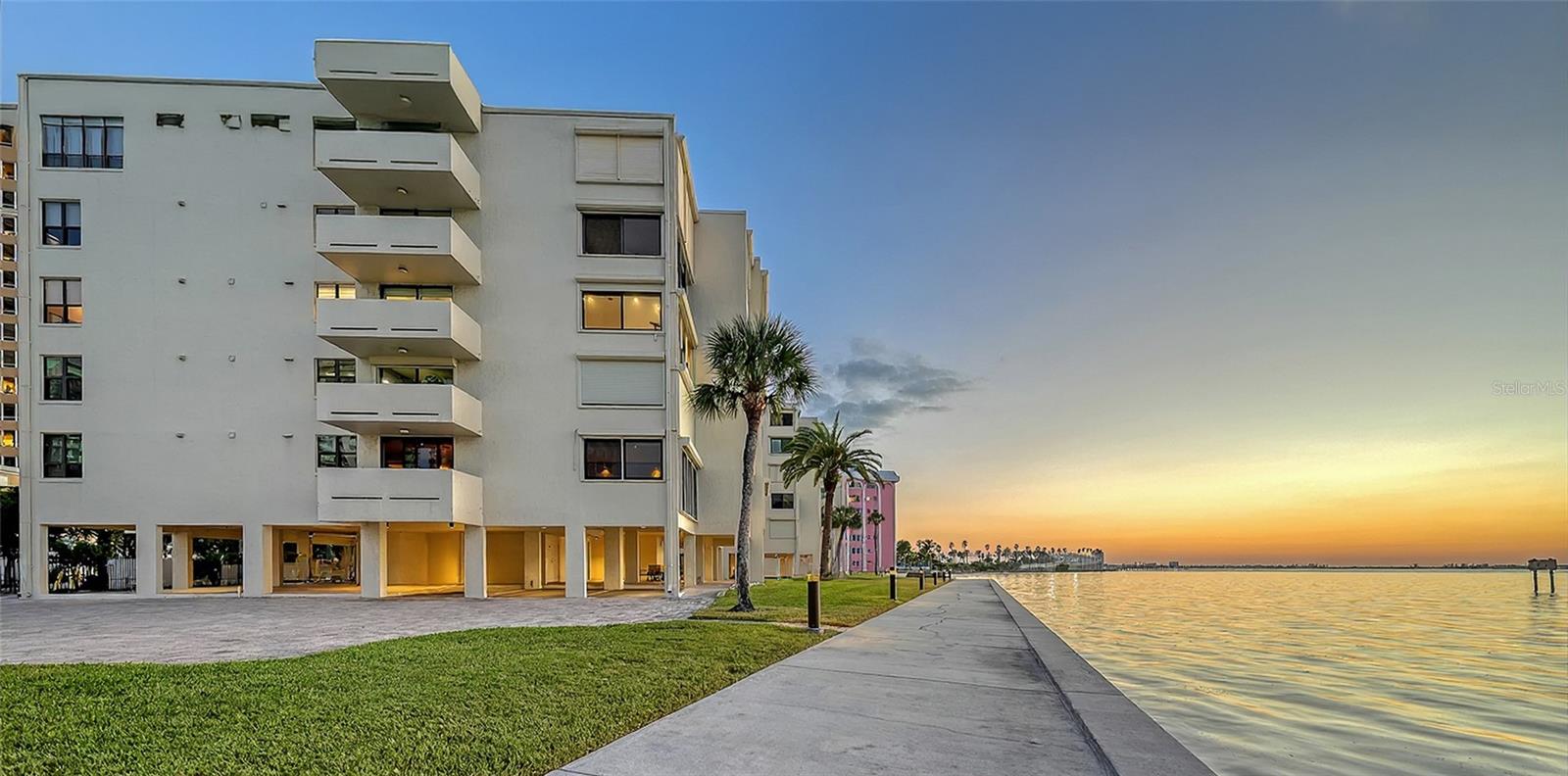 101 Sunset Unit 103, Sarasota, FL 34236