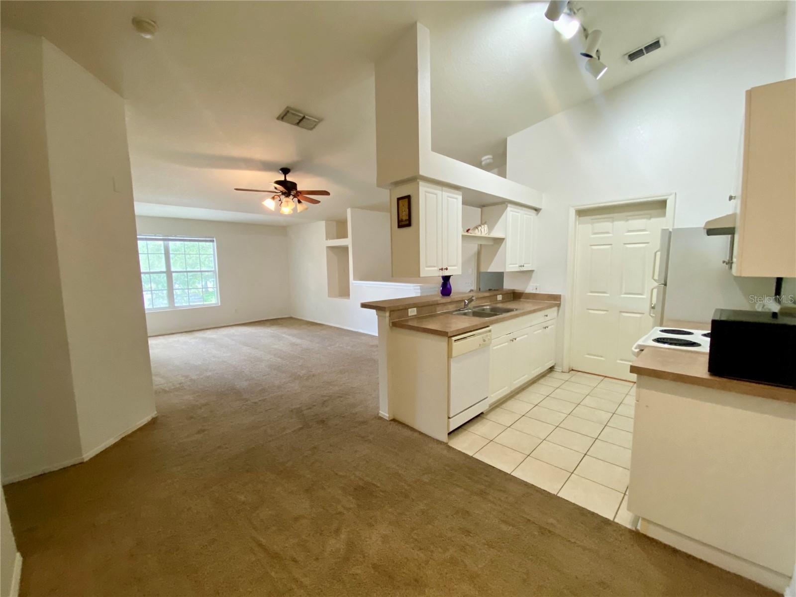 36101 Deer Creek Unit 202, Zephyrhills, FL 33541
