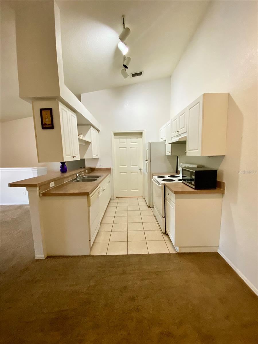 36101 Deer Creek Unit 202, Zephyrhills, FL 33541