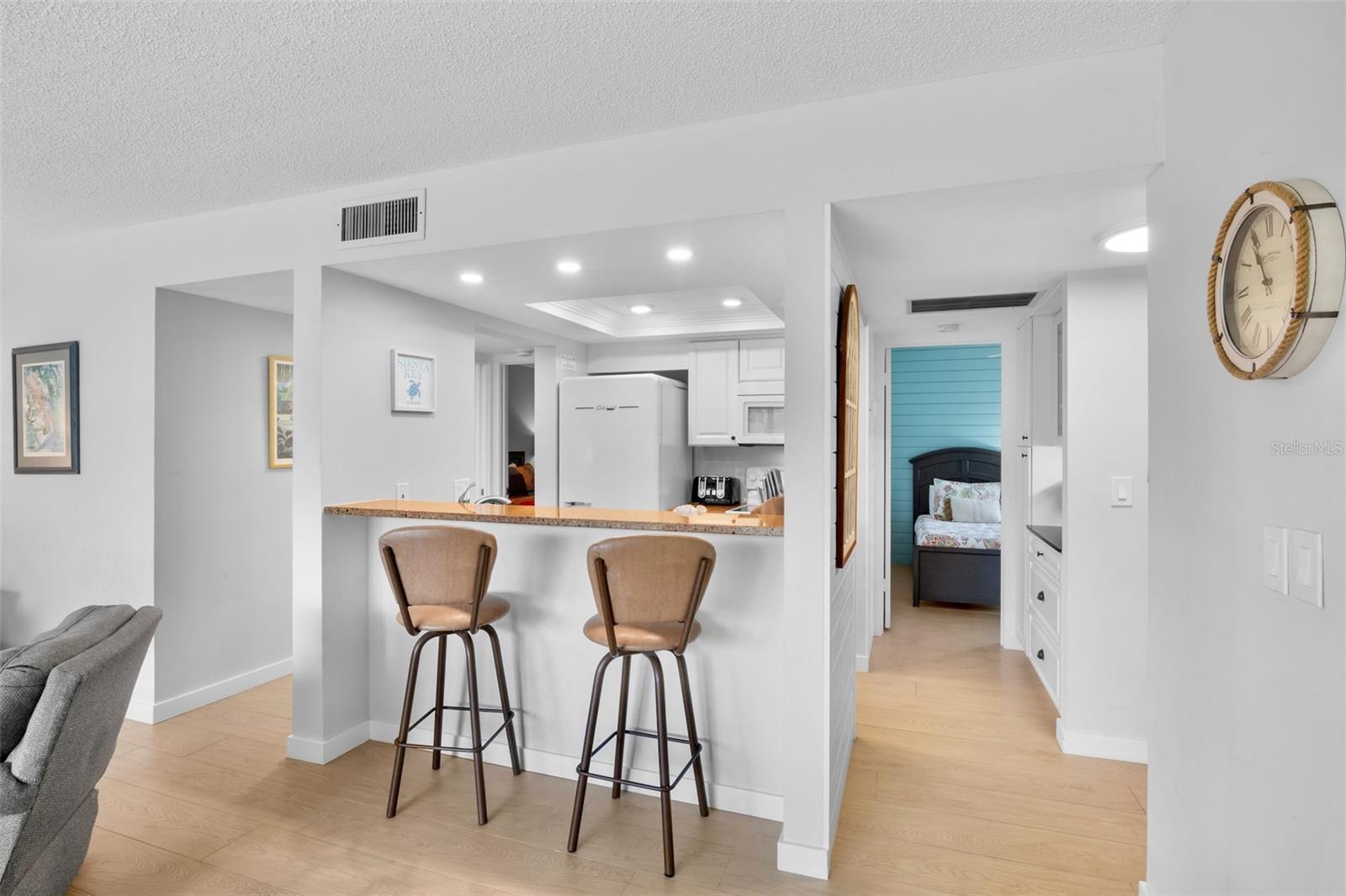 1600 Cove Ii Unit 412, Sarasota, FL 34242