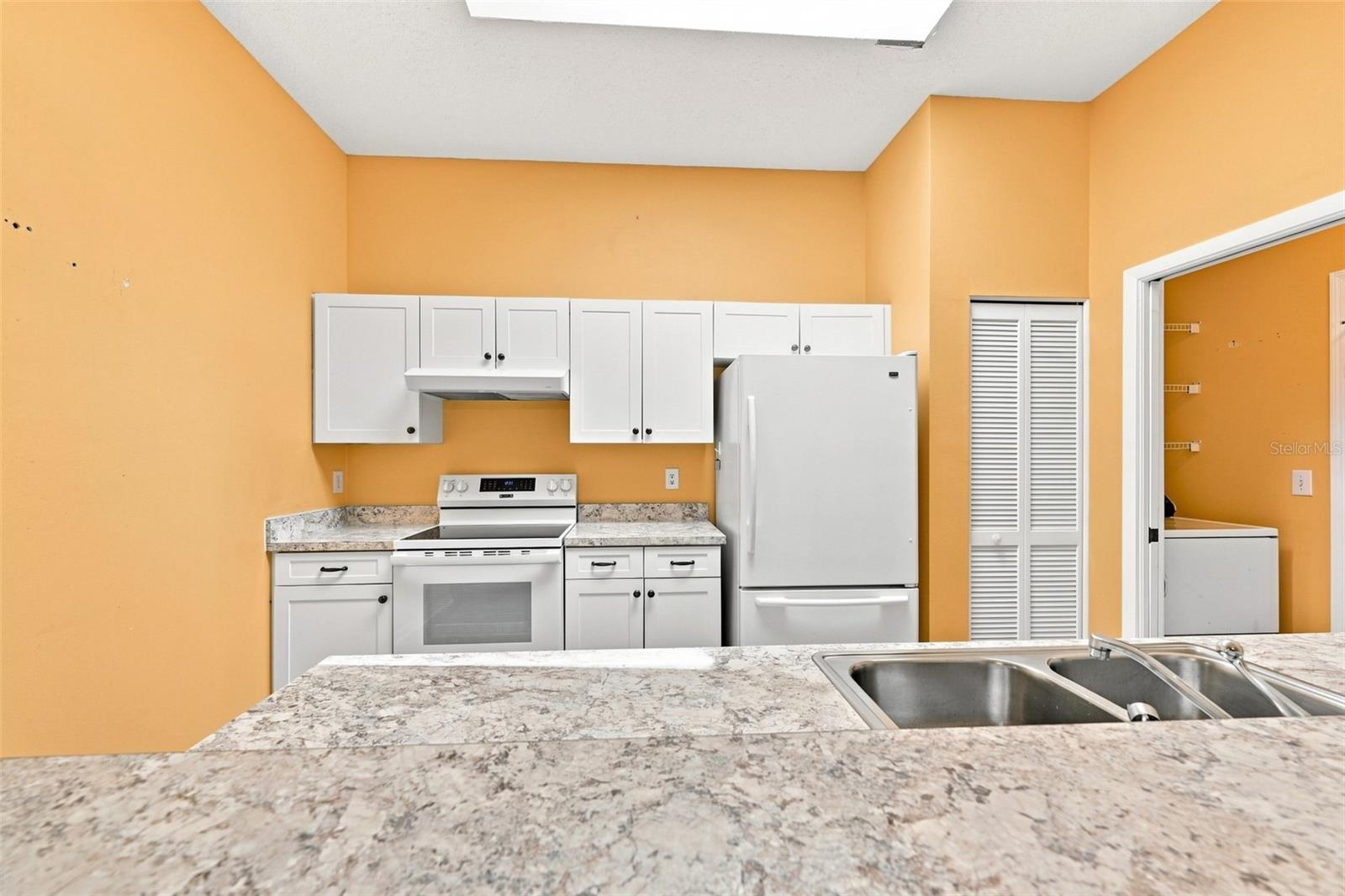 2472 Nantucket Harbor, Sun City Center, FL 33573