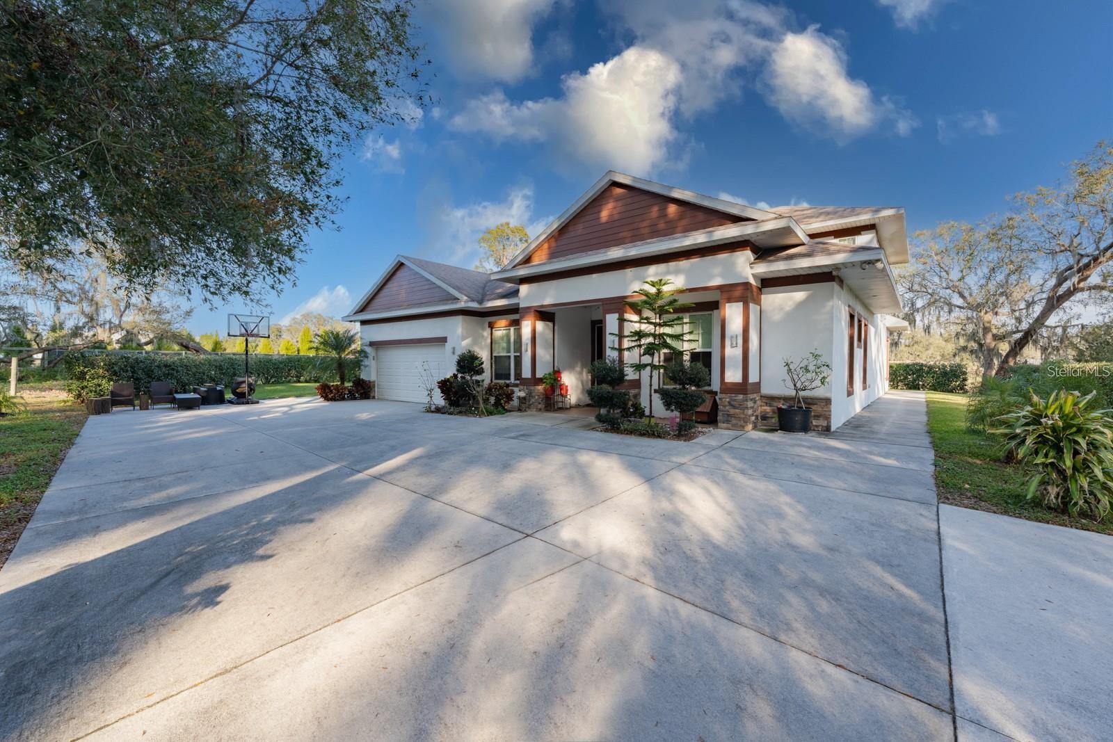 9606 Ripley, Thonotosassa, FL 33592