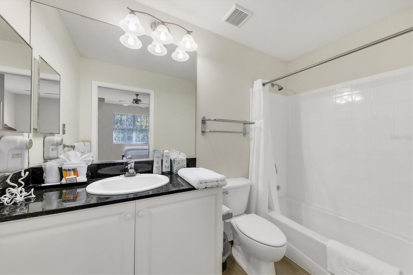 3506 54th Unit 202, Bradenton, FL 34210