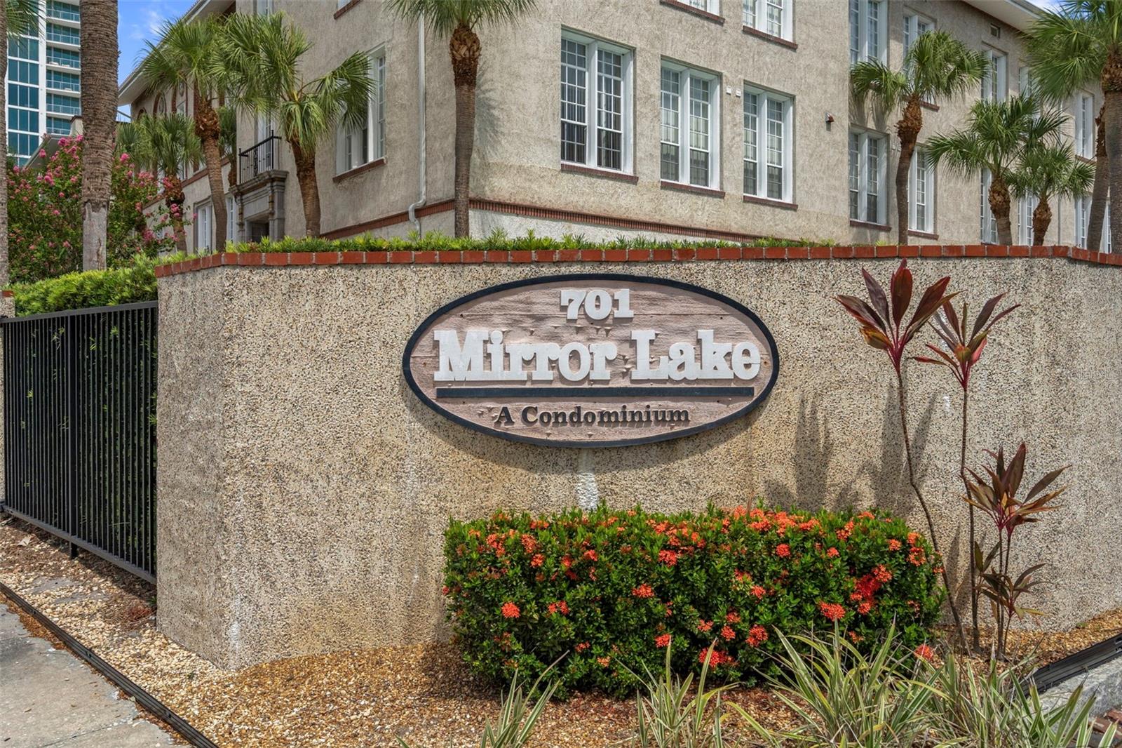 701 Mirror Lake Unit 317, St Petersburg, FL 33701