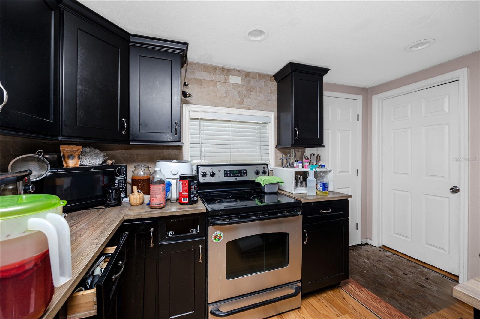 1250 Lakeview, Clearwater, FL 33756