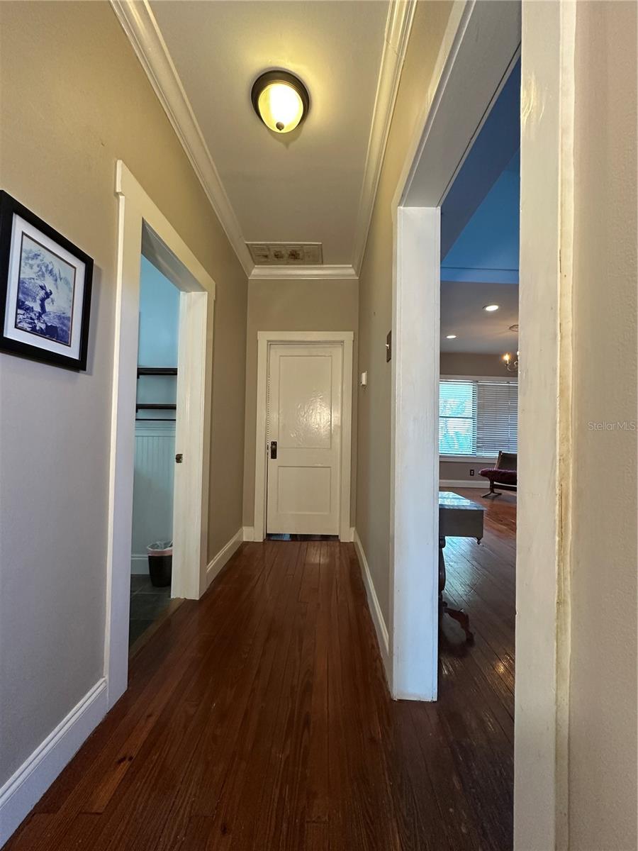 1308 Frierson, Tampa, FL 33603