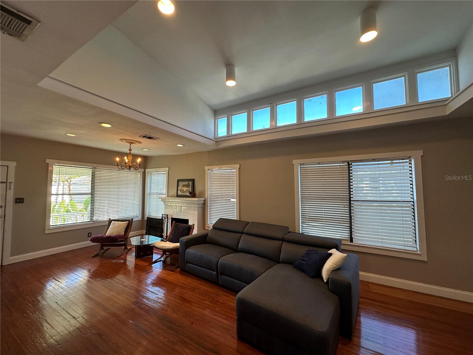 1308 Frierson, Tampa, FL 33603