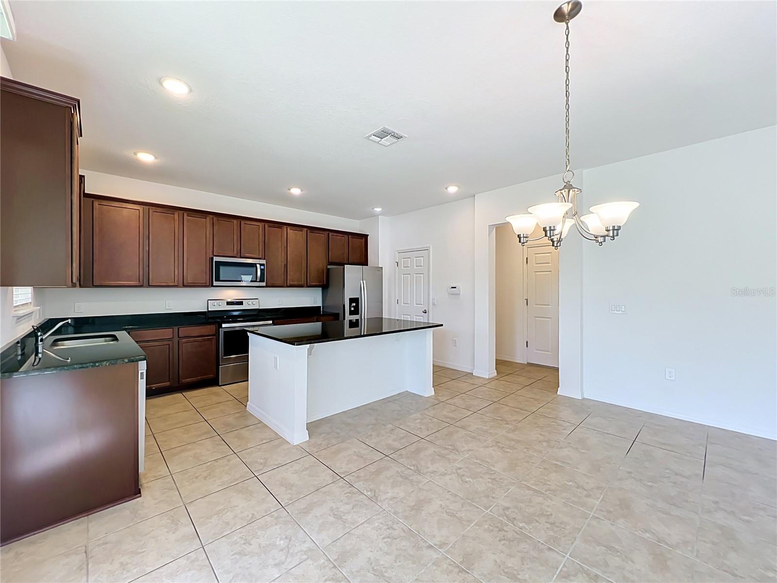 2471 Sky Stone, Oakland, FL 34787