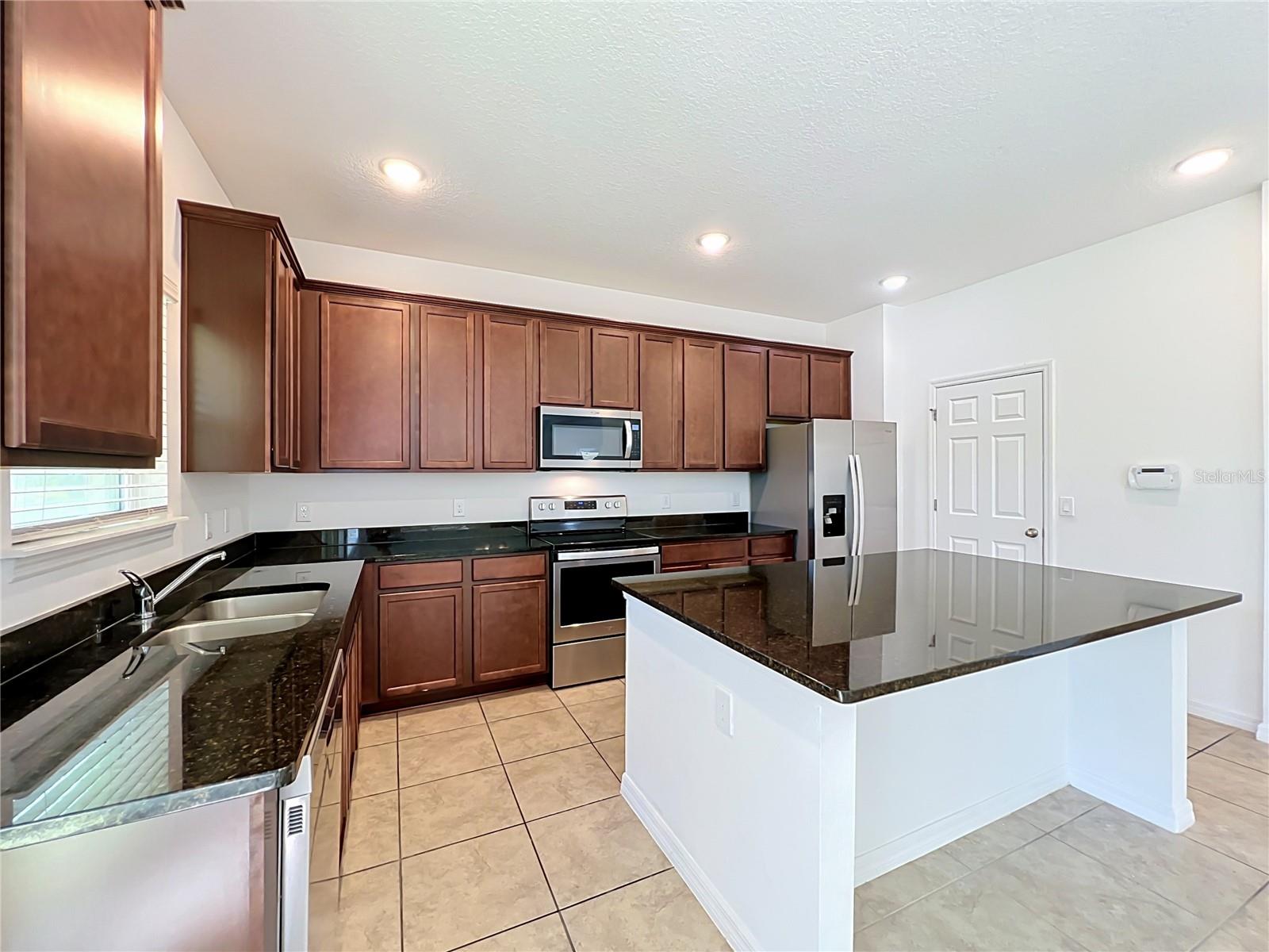 2471 Sky Stone, Oakland, FL 34787