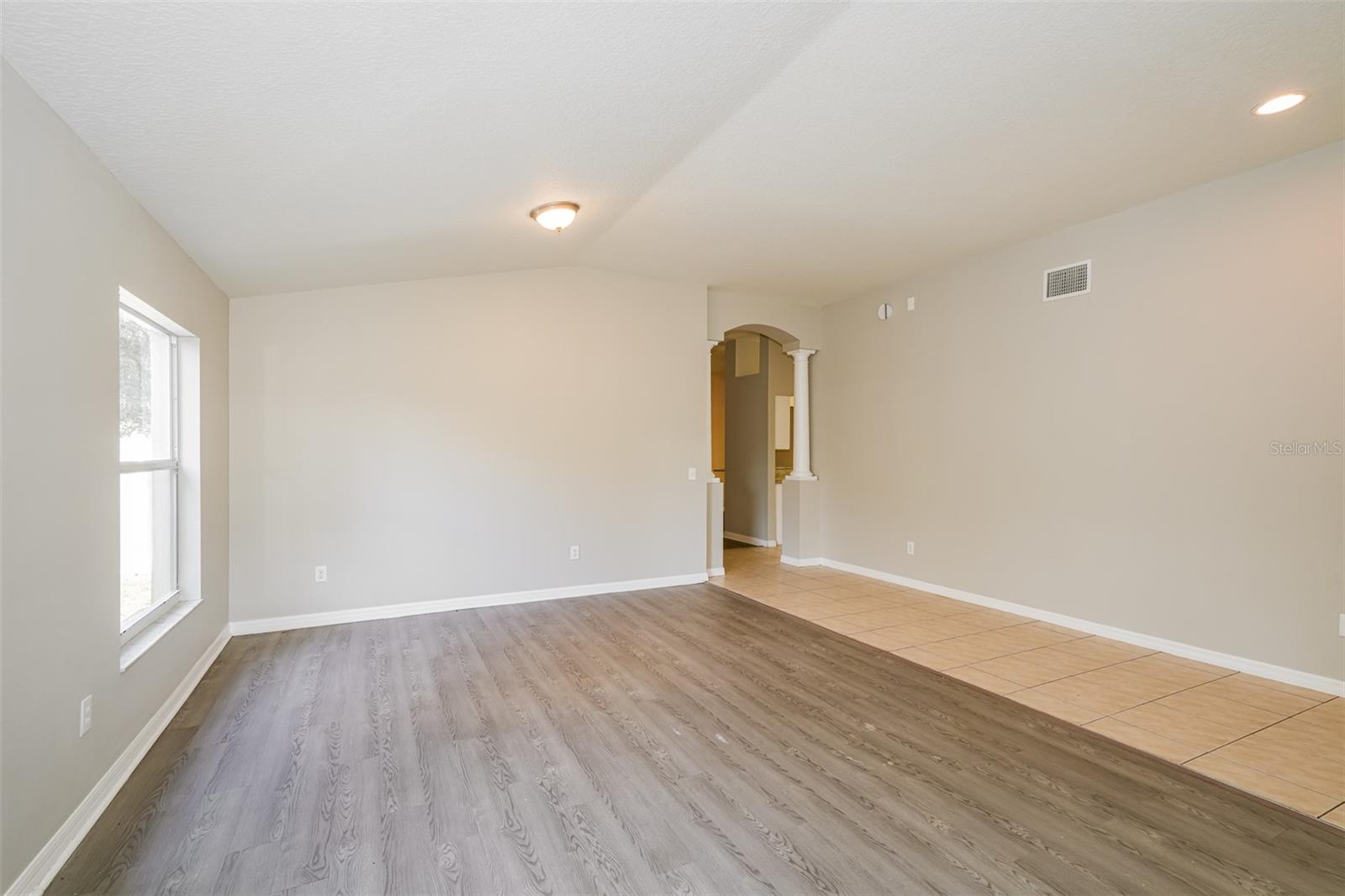 8516 Canterbury Lake, Tampa, FL 33619