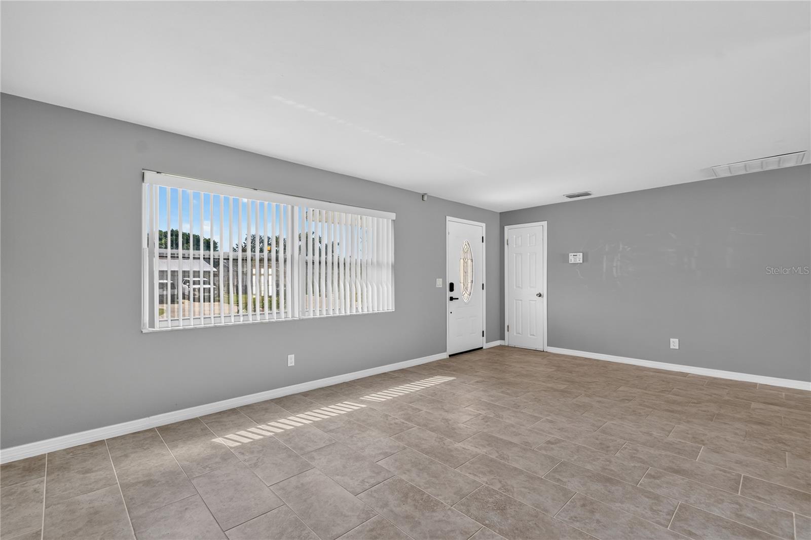 487 Lake Hill, Largo, FL 33771