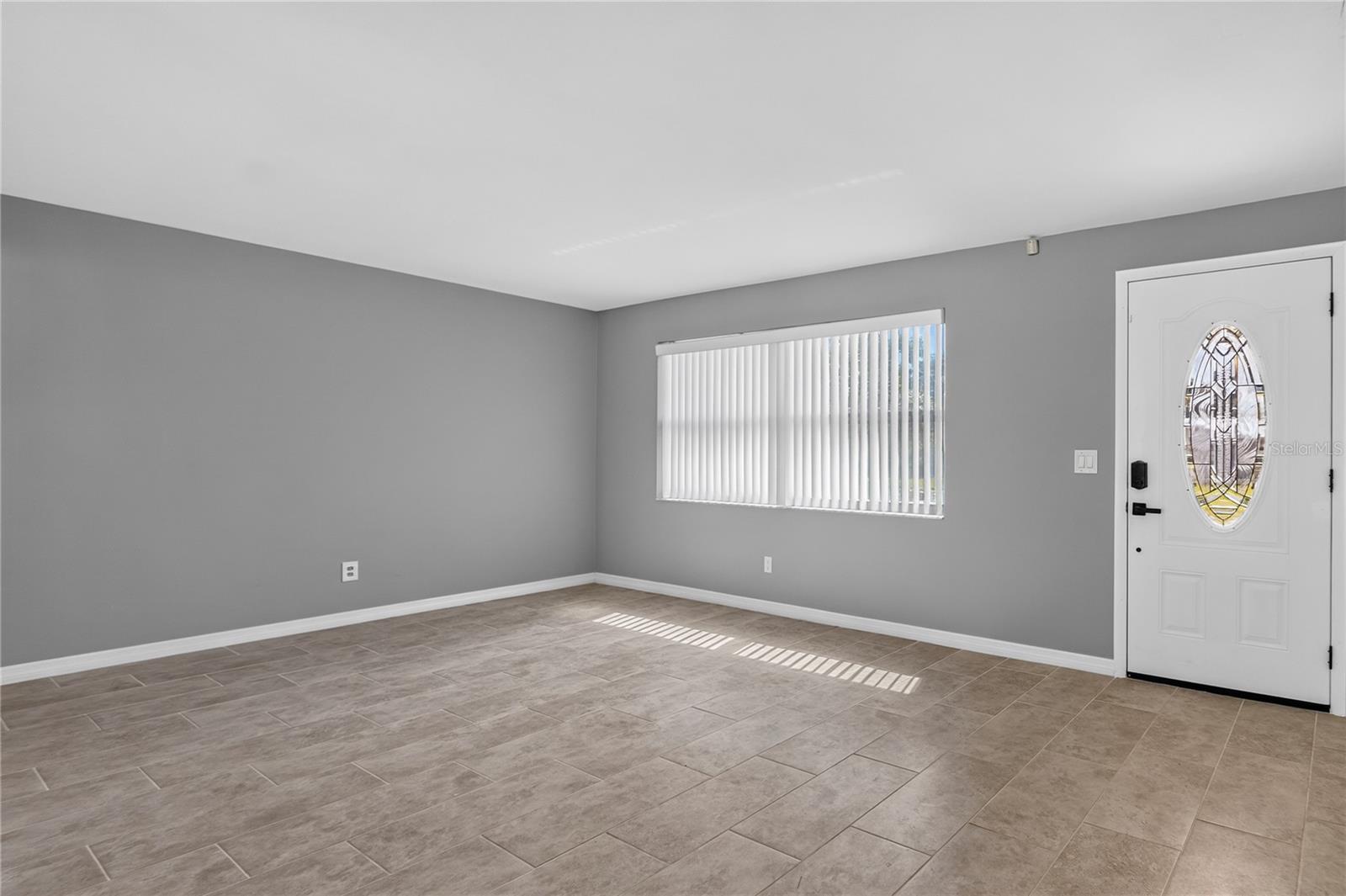 487 Lake Hill, Largo, FL 33771