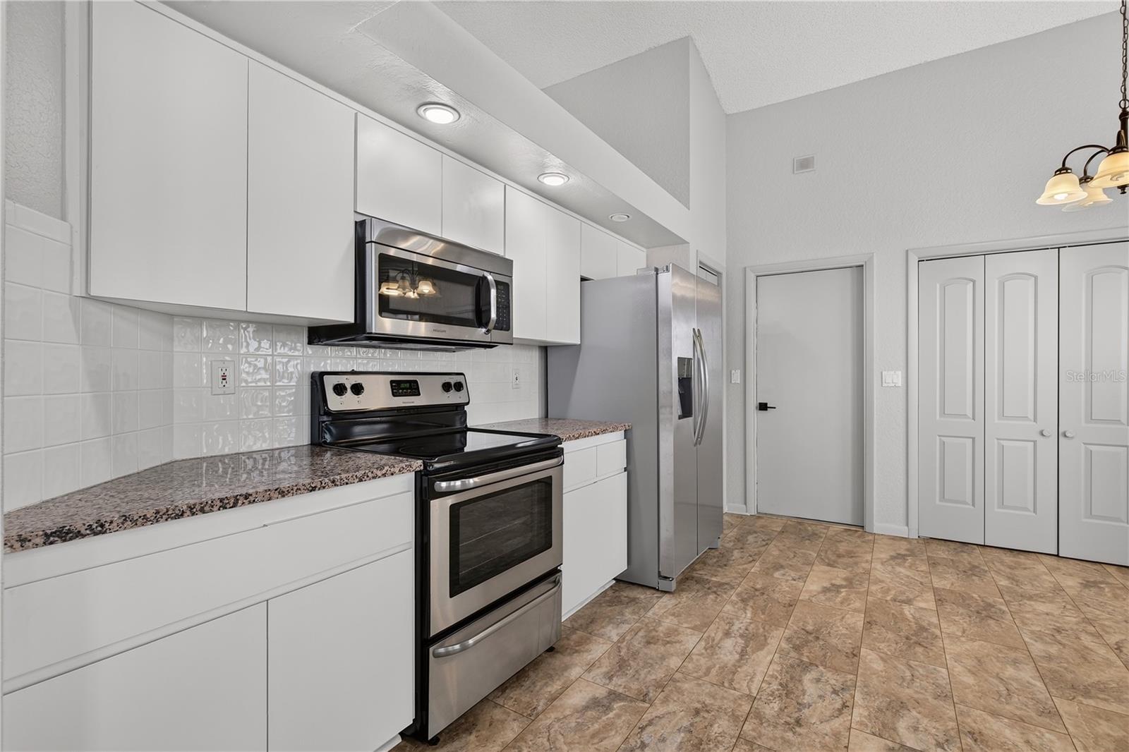 9387 French Quarters, Weeki Wachee, FL 34613