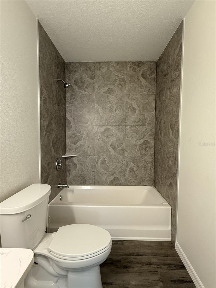 1013 6th, Bradenton, FL 34208