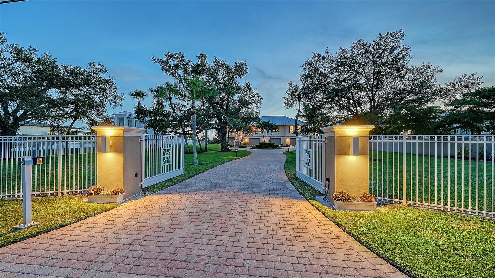 1115 Bayshore, Englewood, FL 34223