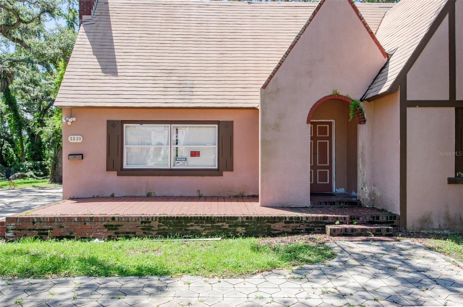 1510 22nd, St Petersburg, FL 33705