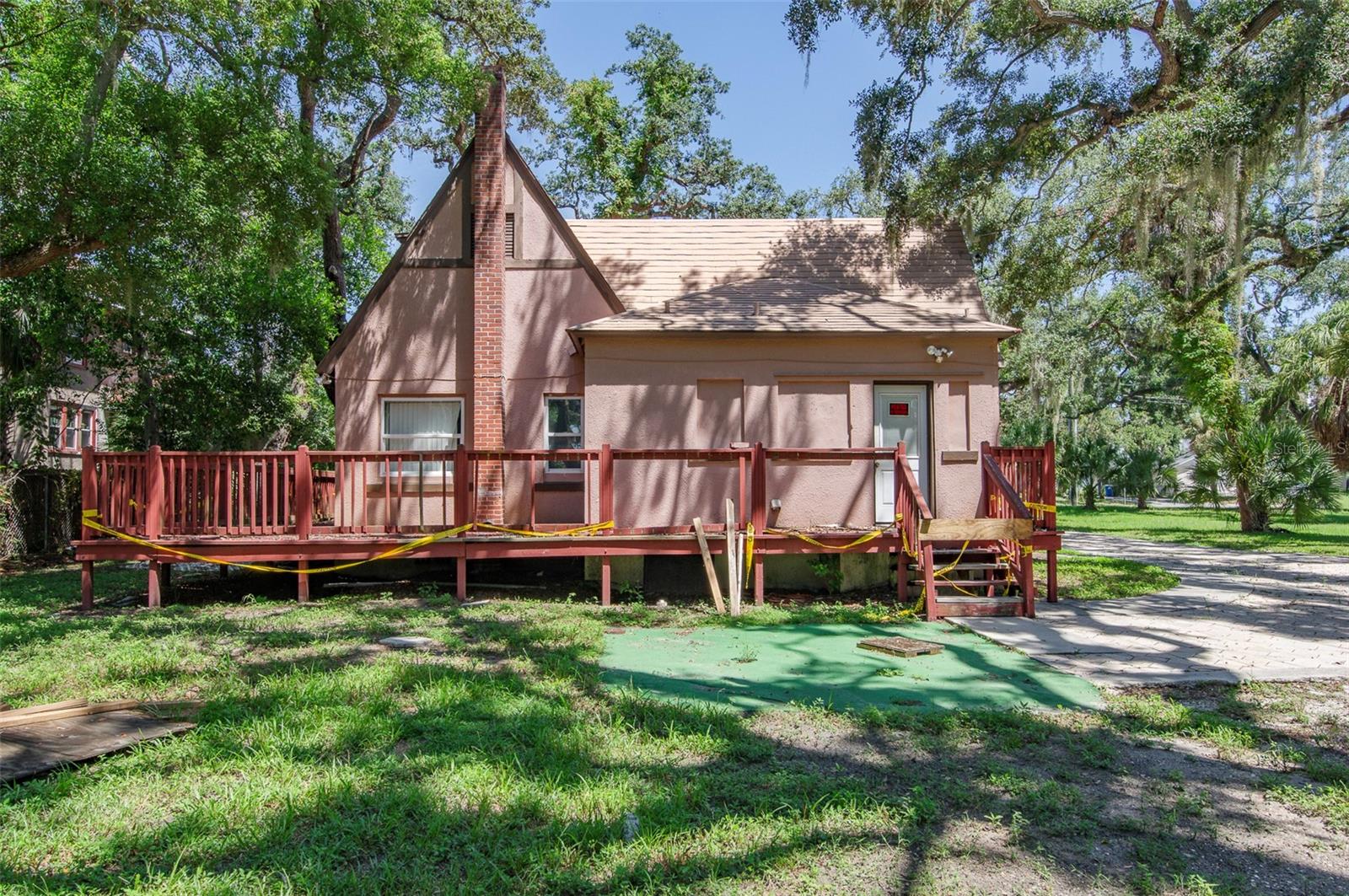 1510 22nd, St Petersburg, FL 33705