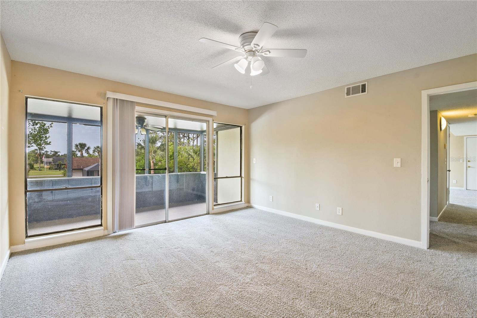 40 Club House Unit 207, Palm Coast, FL 32137