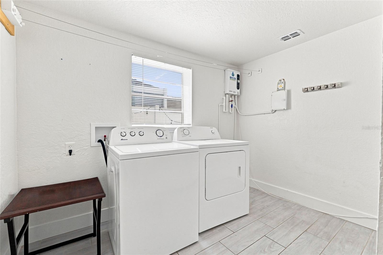 7805 Winston, Tampa, FL 33615