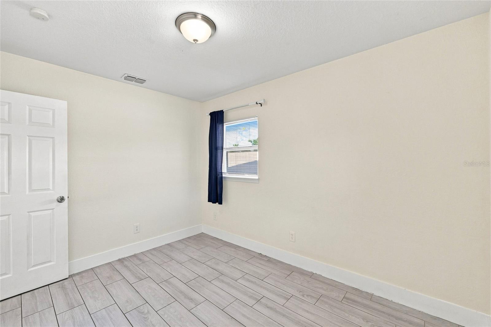 7805 Winston, Tampa, FL 33615
