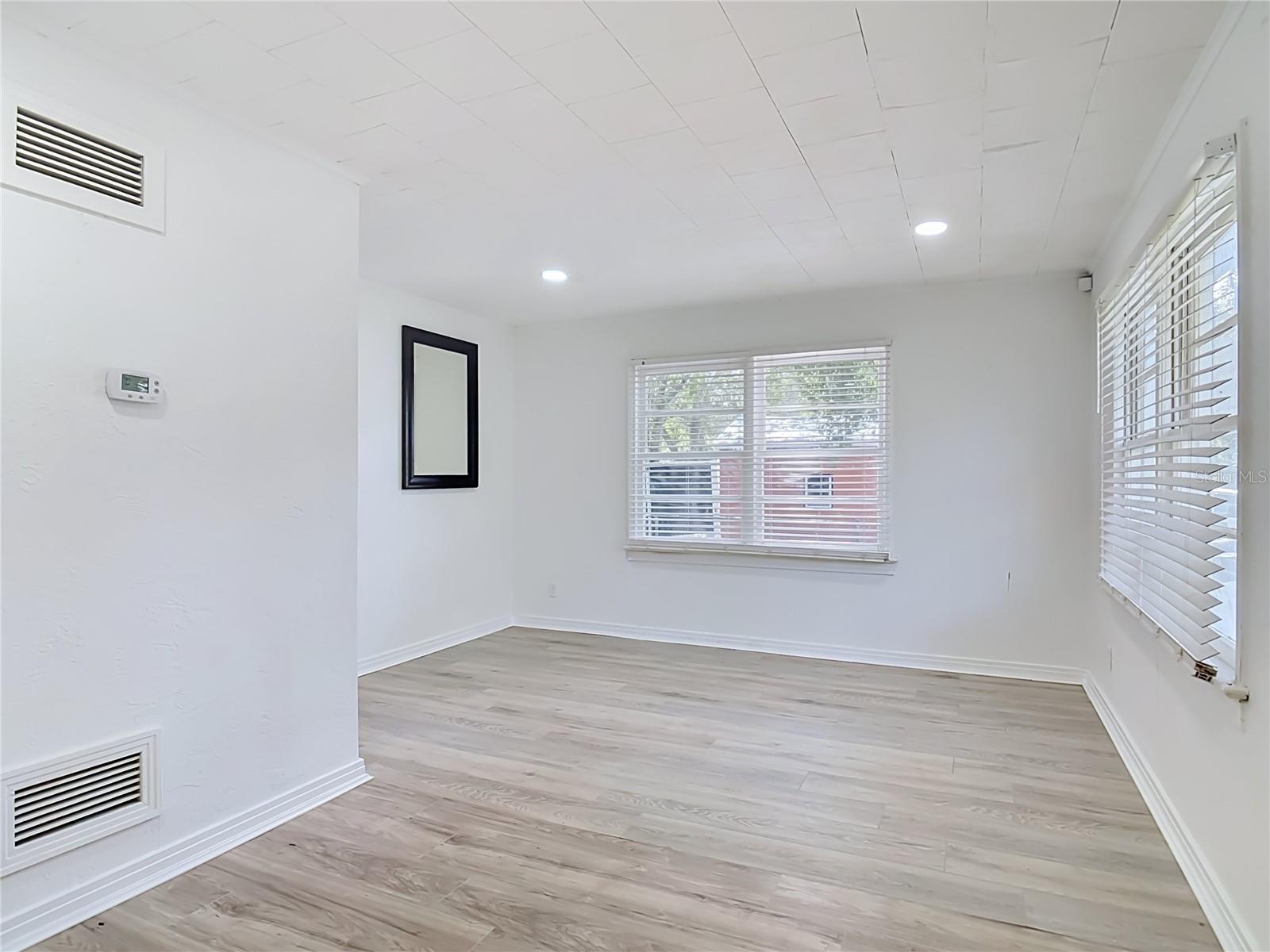 709 Edwards, Daytona Beach, FL 32114