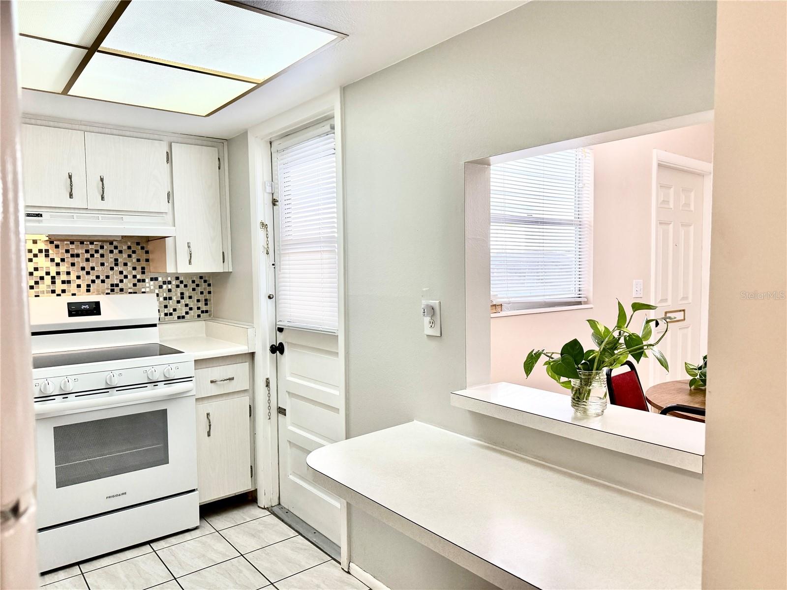 6105 Coral, Bradenton, FL 34207