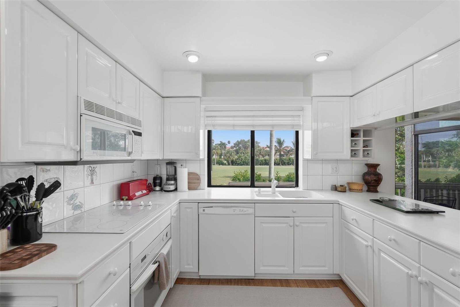 5619 Escondida, St Petersburg, FL 33715