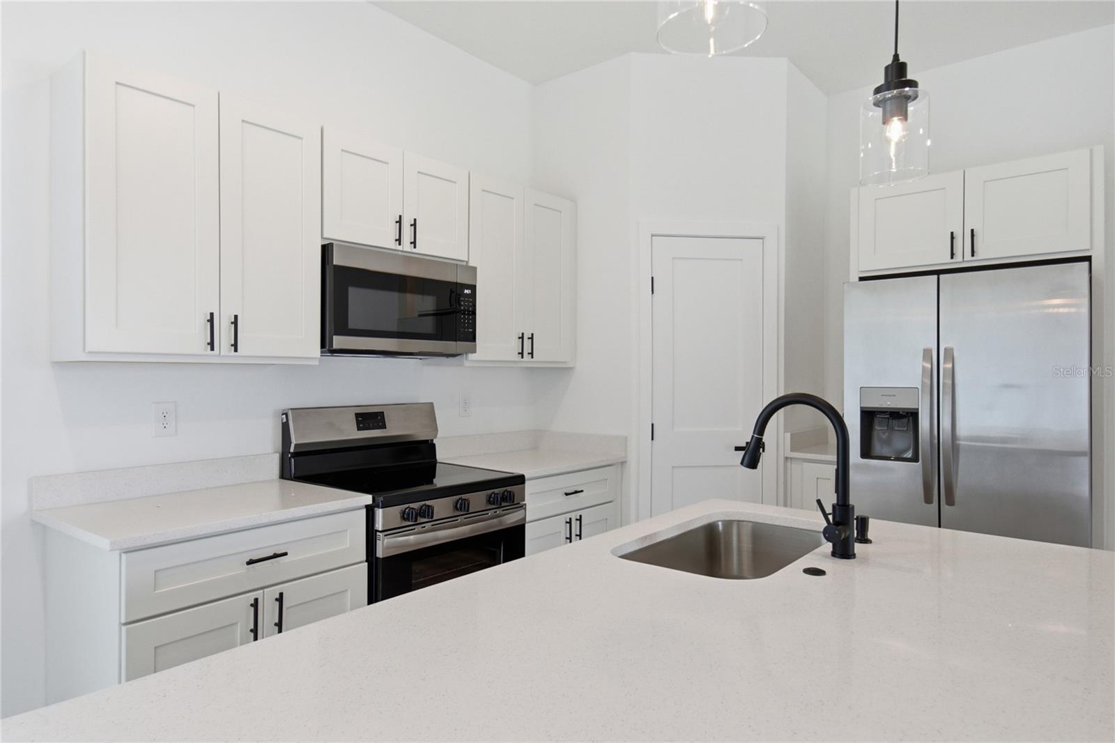 308 Marion Oaks Crse, Ocala, FL 34473
