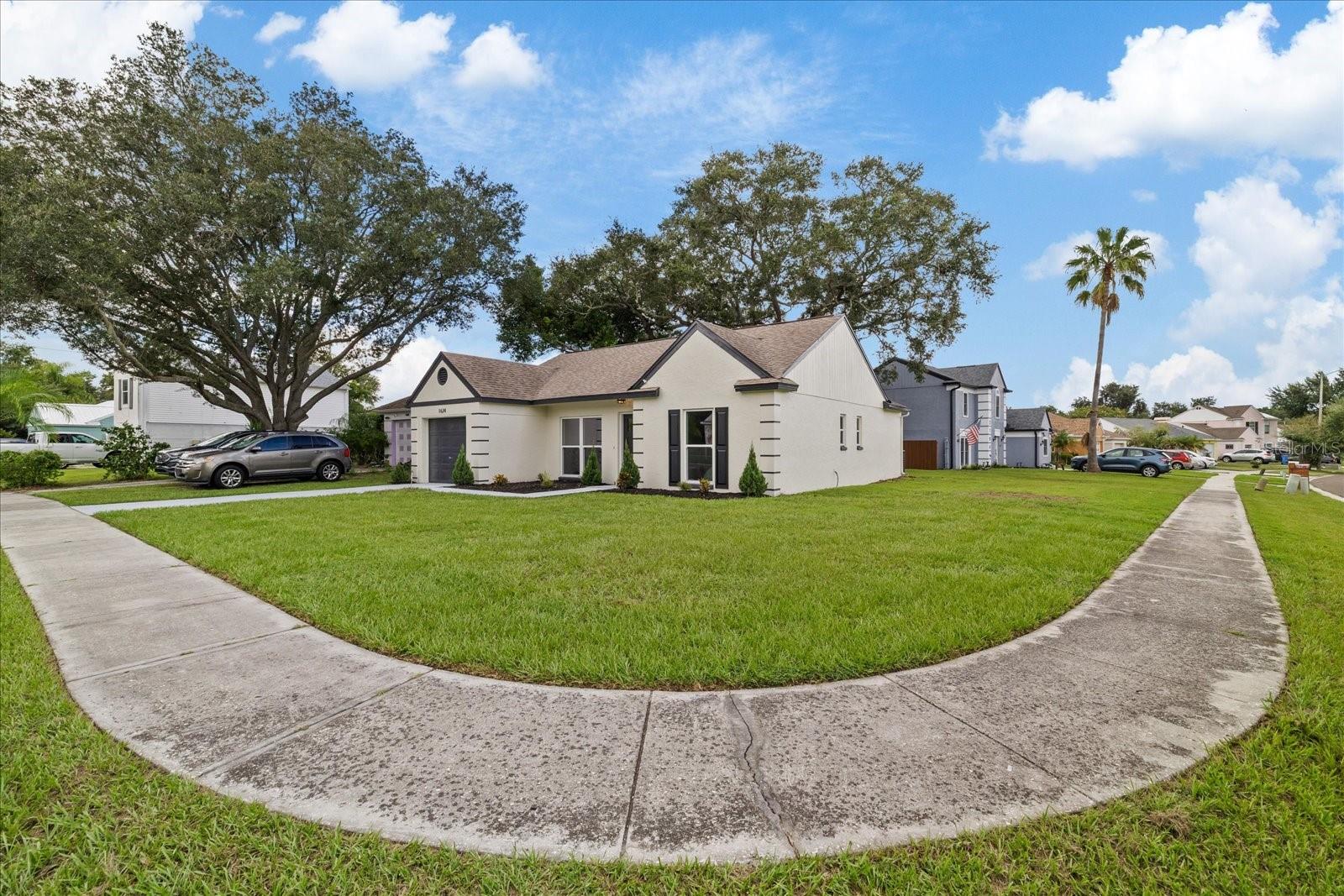 1634 Crossridge, Brandon, FL 33510